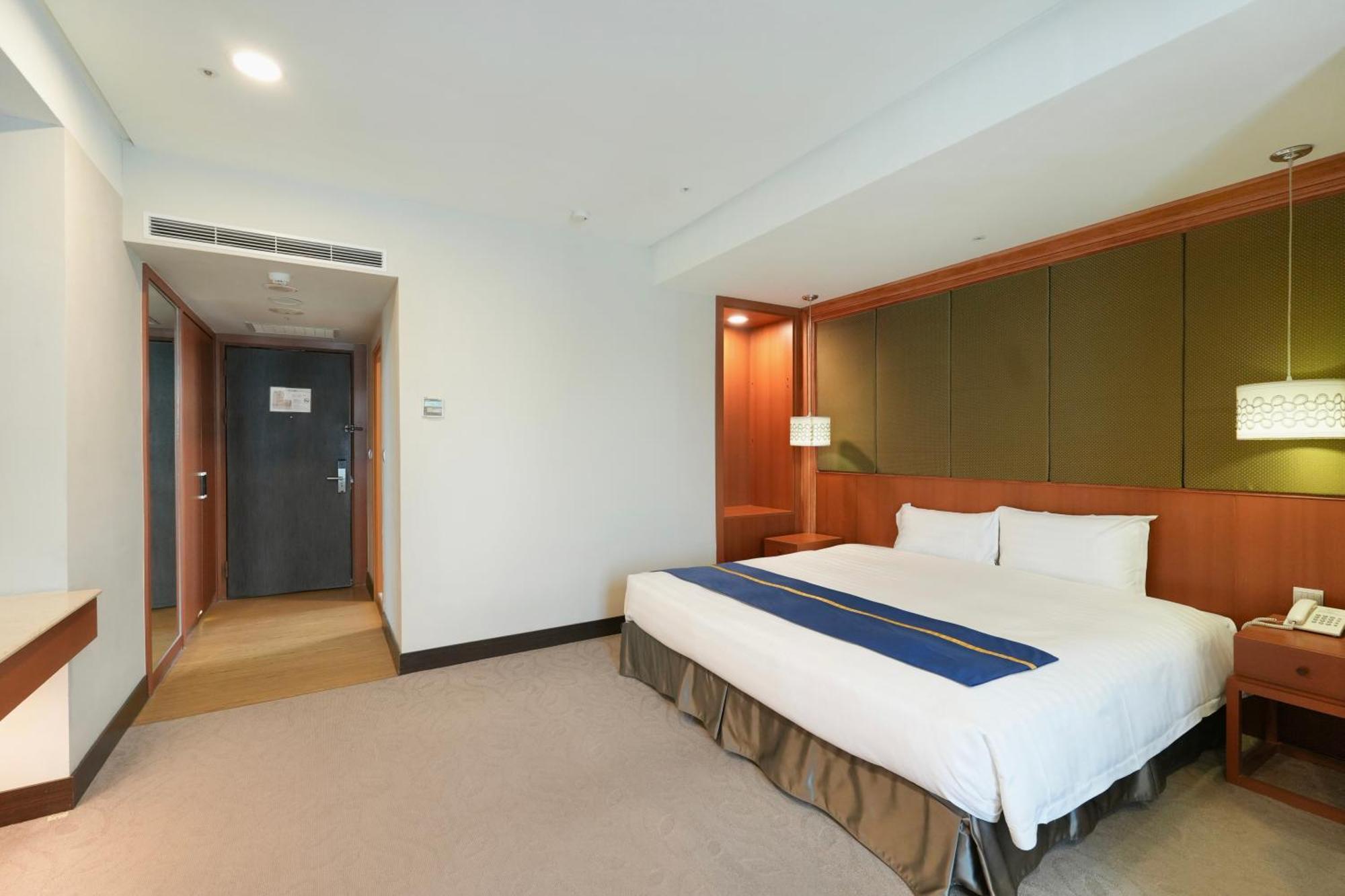 הואליין סיטי Hiyeshotel勤天商旅-花蓮館 מראה חיצוני תמונה